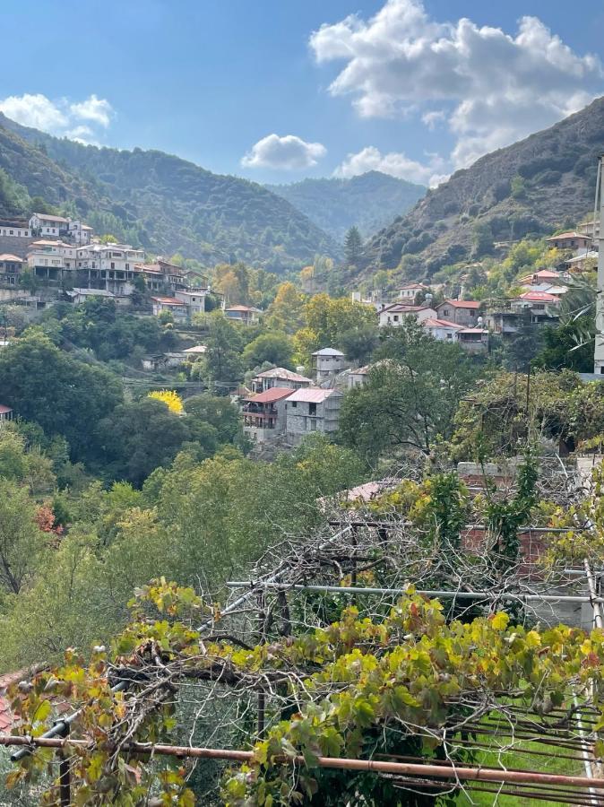 Balkoni Moutoullas Dış mekan fotoğraf
